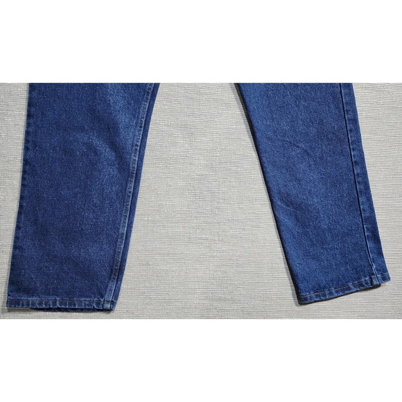 Magellan Outdoors Mens Relaxed Fit Straight Leg Blue Denim Jeans 36x32 - Picture 4 of 10